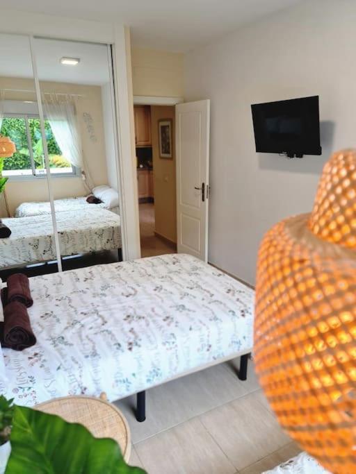 Homely Apt In Modern Building With Pool San Miguel de Abona Extérieur photo