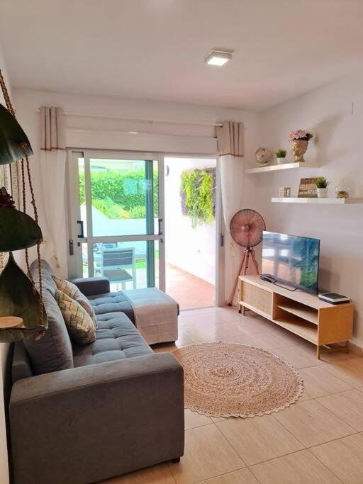 Homely Apt In Modern Building With Pool San Miguel de Abona Extérieur photo