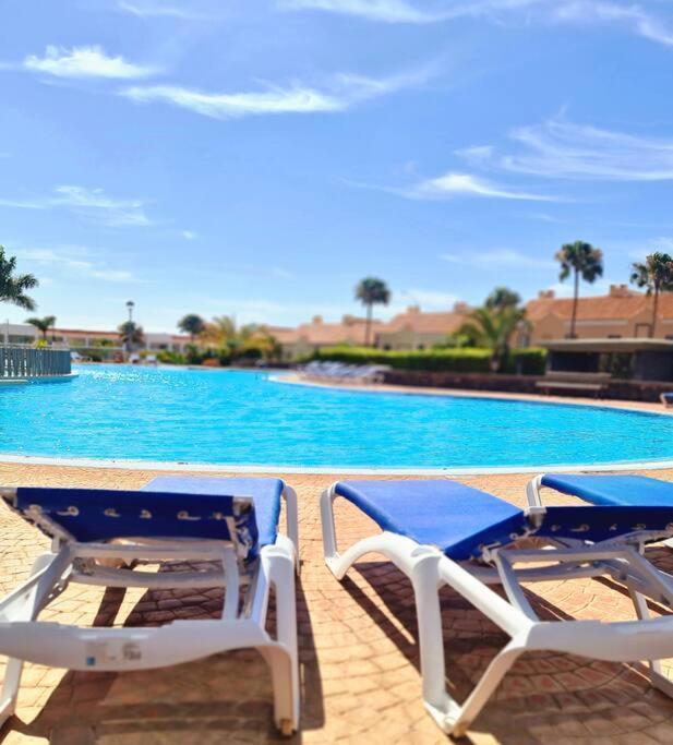 Homely Apt In Modern Building With Pool San Miguel de Abona Extérieur photo